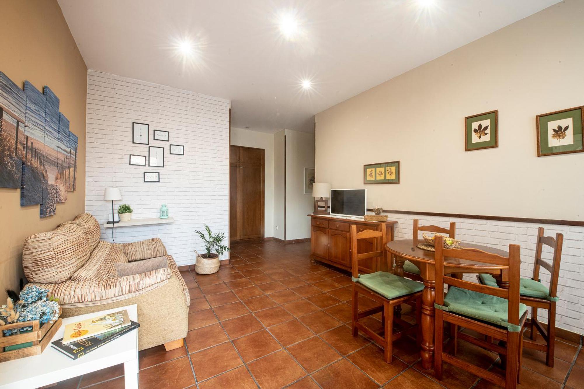 Apartamentos Turisticos La Flor Muros de Nalón Kültér fotó