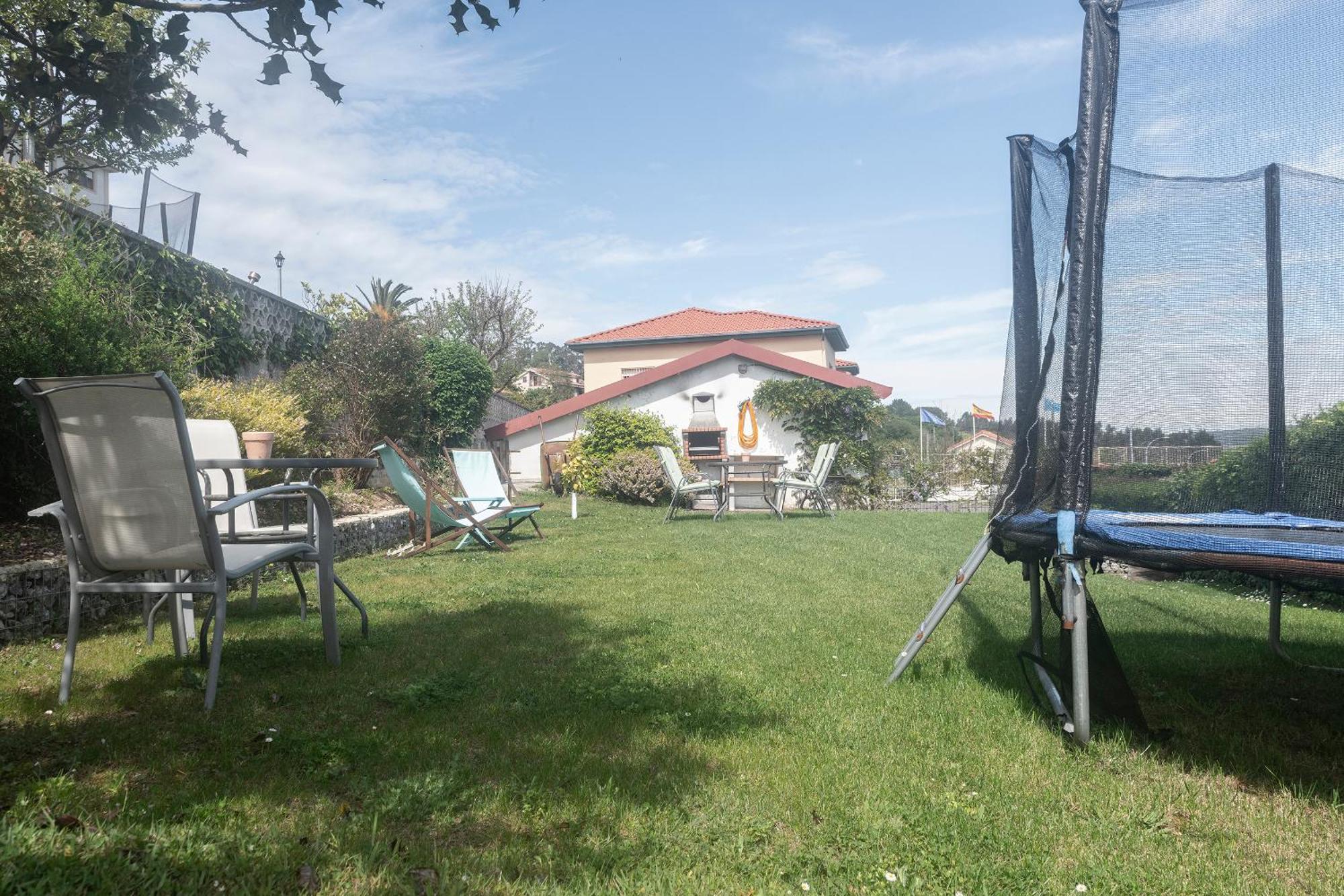 Apartamentos Turisticos La Flor Muros de Nalón Kültér fotó